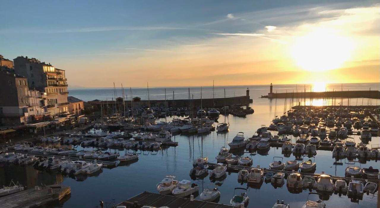 Sognu Di Matteu - Bel Appartement Entierement Climatise - Vue Mer, Vieux Port Bastia Eksteriør billede